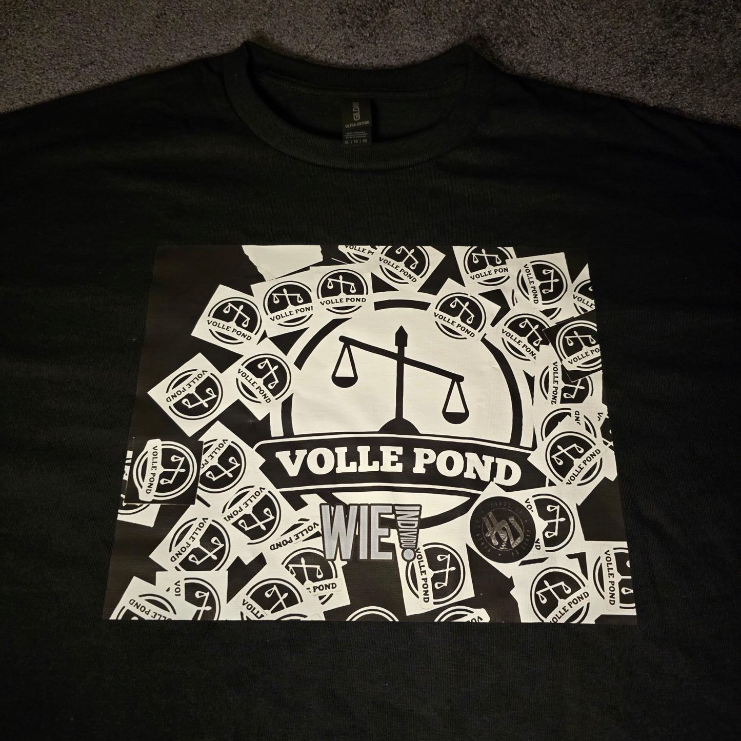 INDIVIDUWIE X VOLLE POND X HANDS UP T-SHIRT ZWART -NIEUW-